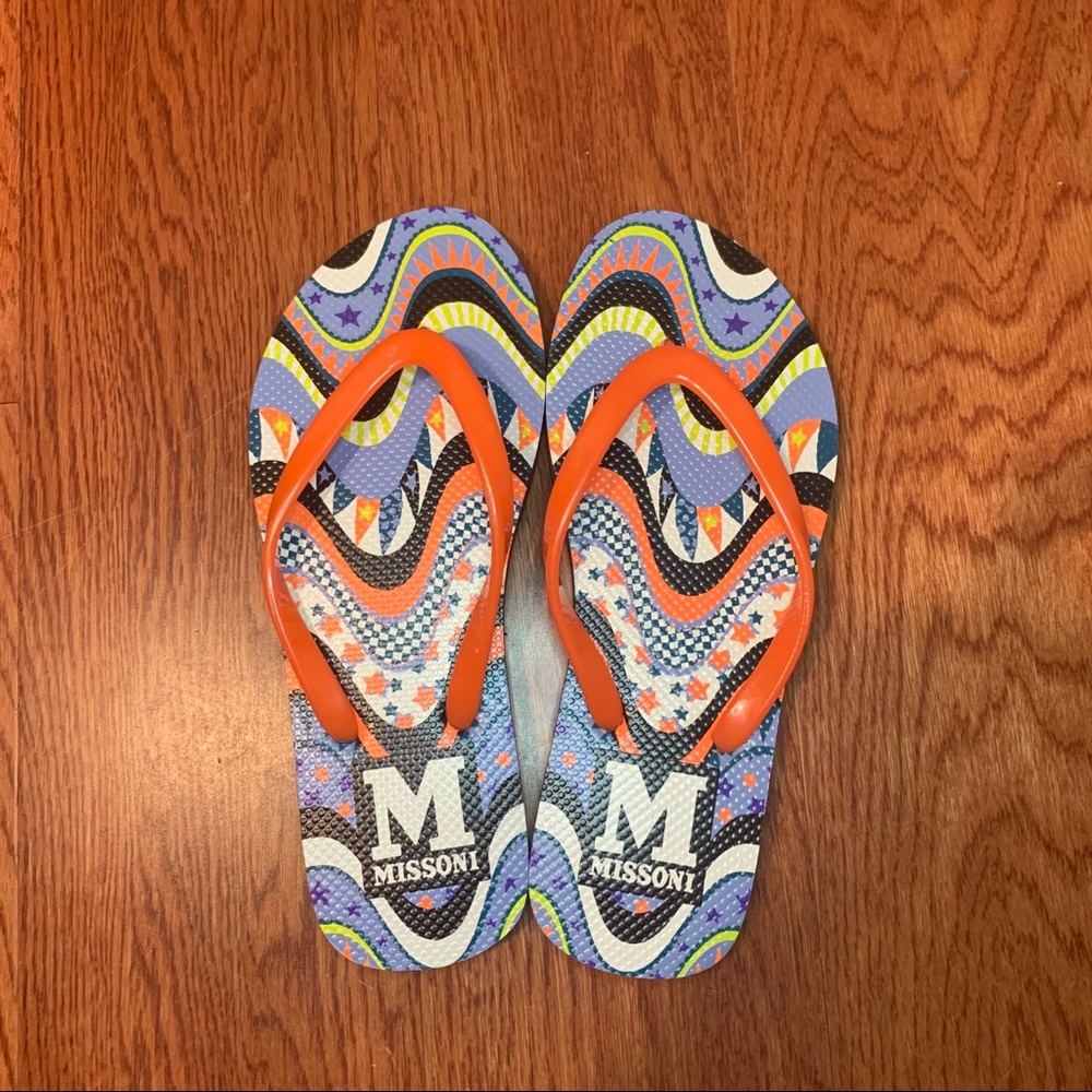 M Missoni Thong flip flops